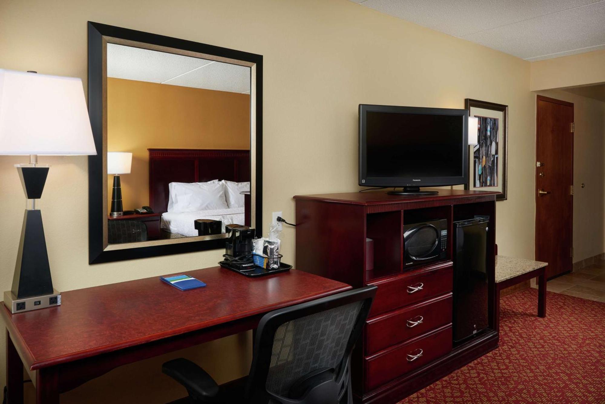 Hampton Inn Newport News-Yorktown Екстер'єр фото